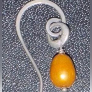Silpada Sterling Silver Golden Freshwater Pearl Single Earring like new